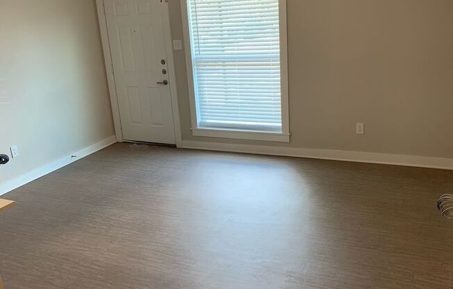 1 bed, 1 bath, 510 sqft, $1,150, Unit 55
