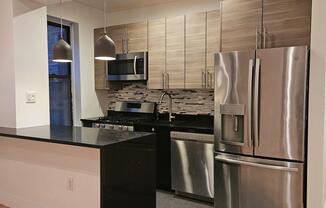 1 bed, 1 bath, $3,032, Unit 4E