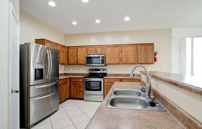 Great 4 Bedroom Family home 1 level available in Glendale June 1st!!!  New carpet being installed before move in!!!  Great Floor plan!!!
