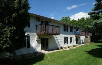 2 beds, 1 bath, $1,395, Unit 205-02