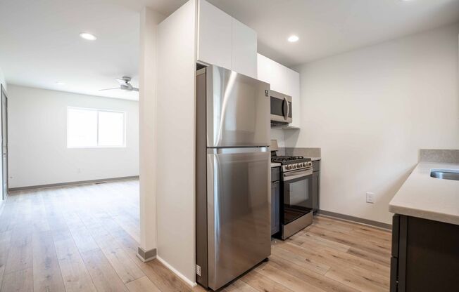 1 bed, 1 bath, 700 sqft, $1,795, Unit 3