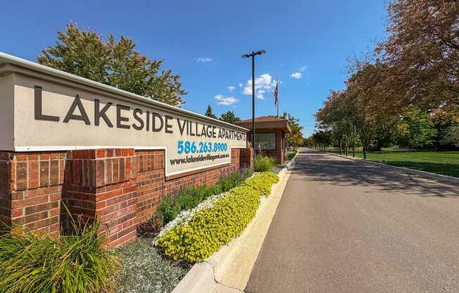 Lakeside Village Apartments Clinton Township 48038