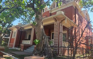 Charming 1-Bedroom Apartment in Denver's Capitol Hill Neighborhood