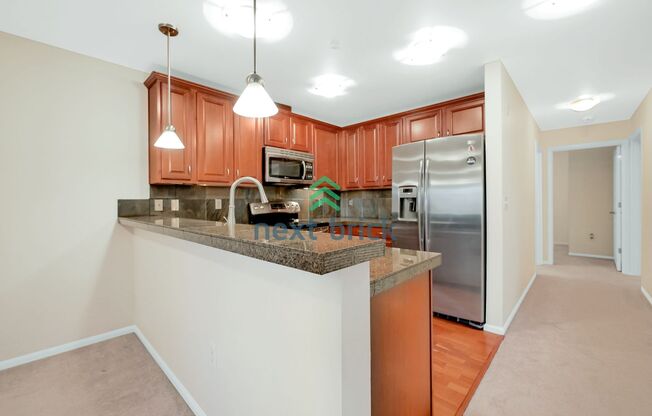 Charming 2 Bedroom 2 Bathroom Near Totem Lake Shopping Center!