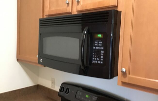 1 bed, 1 bath, 840 sqft, $1,535, Unit SU20242