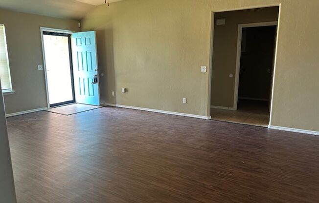 Piedmont Schools - 3/2 - Great Home - 1,487 sq. ft.