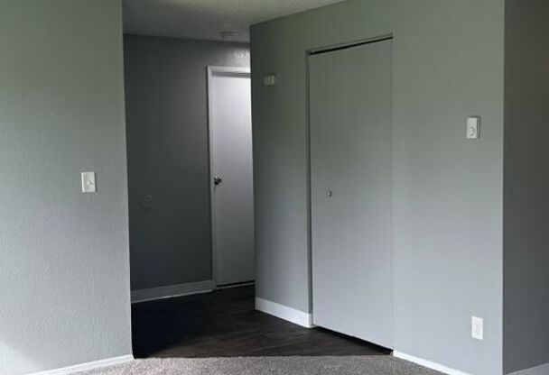 2 beds, 1 bath, 850 sqft, $1,550, Unit 1107 L7