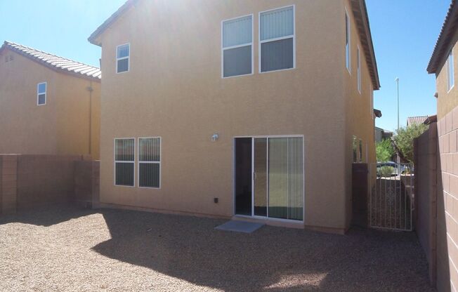 3 beds, 2.5 baths, $2,045