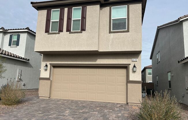 WOW! 5 BED + 3 FULL Bath in South LV!