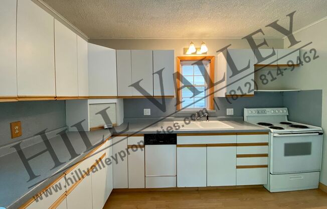 2 beds, 1 bath, $875