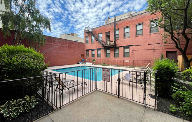 222 GRAND ST