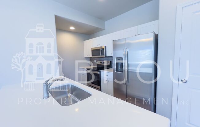 Beautiful Townhome across from Cumbre Vista Park