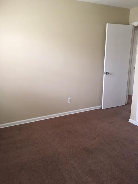 3 beds, 1 bath, $1,295