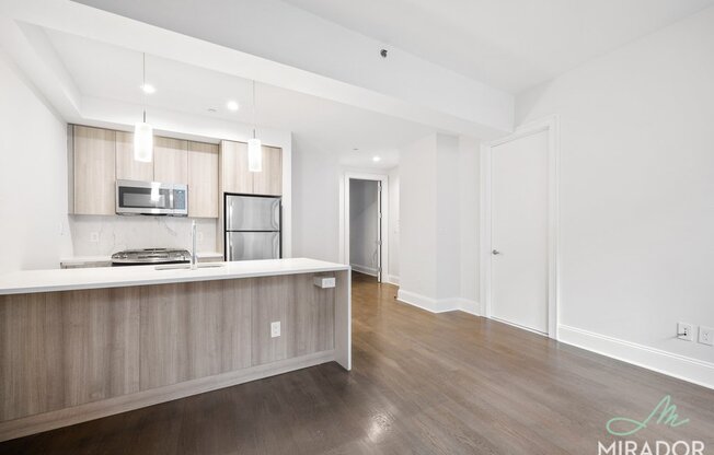 1 bed, 10 baths, $4,450, Unit 8B