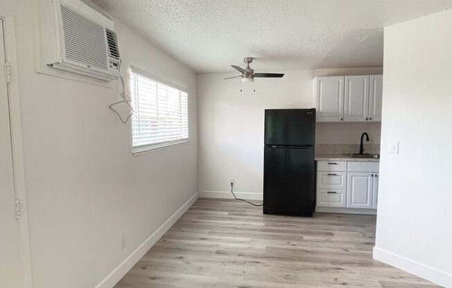 1 bed, 1 bath, 750 sqft, $1,350, Unit 39