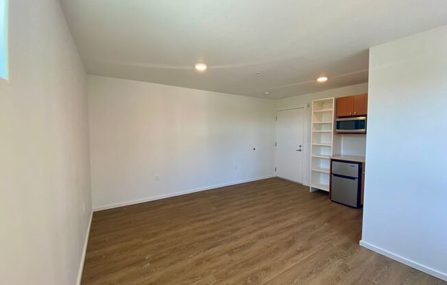 Studio, 1 bath, 175 sqft, $1,515, Unit 5307