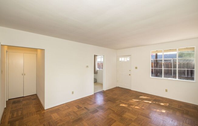 538-552 Addison