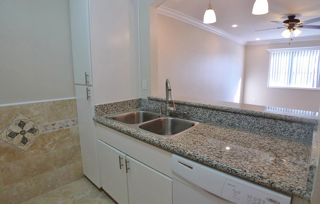 1 bed, 1 bath, 650 sqft, $2,350, Unit 104