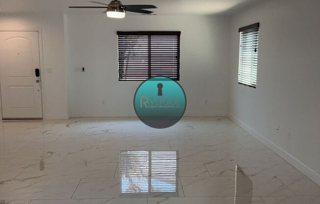 Newer home near great shopping and nearby freeway access!