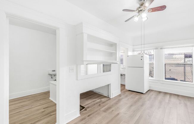 1 bed, 1 bath, $1,195