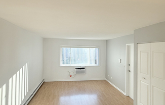 1309 SIR GALAHAD LN
