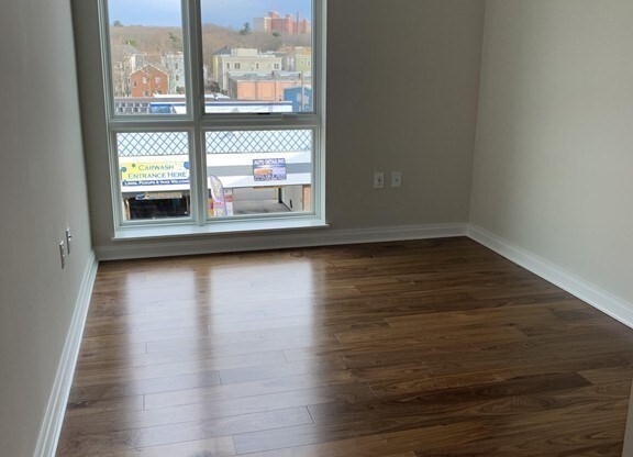 1 bed, 1 bath, 790 sqft, $3,250, Unit 313