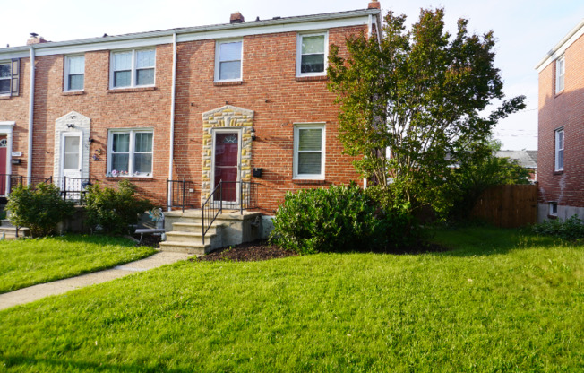 1710 WESTON AVE