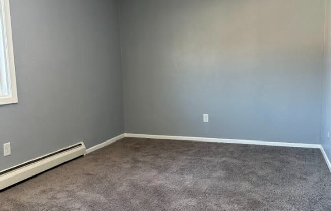 2 beds, 1 bath, 750 sqft, $1,349, Unit 1624-12