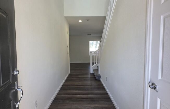 Beautiful 2 Story Home in Mountains Edge.