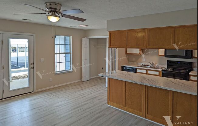 2 beds, 1 bath, $1,150, Unit 1