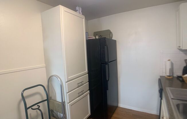 1 bed, 1 bath, 650 sqft, $1,475, Unit C