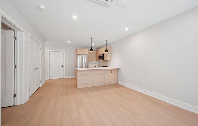 1 bed, 1 bath, 599 sqft, $1,800, Unit Unit 704