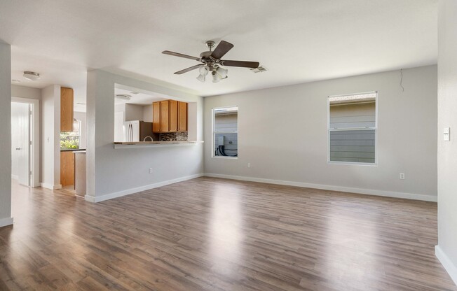 Updated 4/BR 2/BA Home Minutes from Downtown!