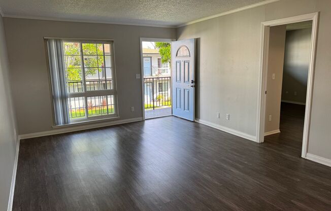 2 beds, 1.5 baths, 866 sqft, $2,800, Unit 810U6