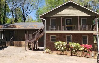 Updated 2br 1.5ba Condo Style home in great Cary location! Available now!