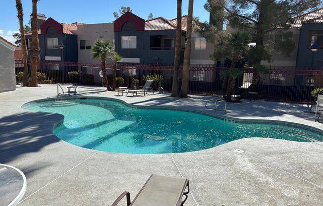 2 beds, 2 baths, $1,295, Unit UNIT 1129