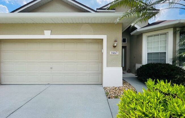 Beautiful 4 Bed 3 Bath in Oviedo!