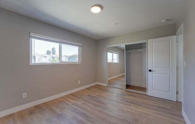 3 beds, 3 baths, 1,070 sqft, $4,095, Unit 101