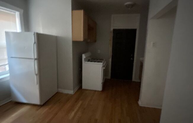 8101 S Ingleside
