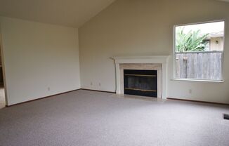 3 beds, 2 baths, $2,800, Unit B