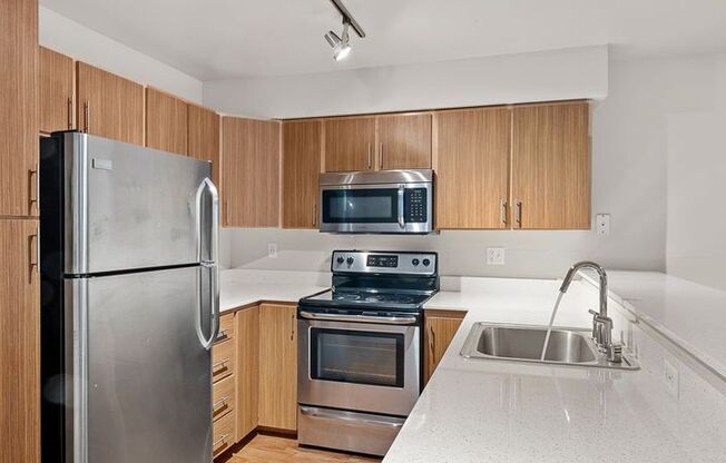 2 beds, 1 bath, 750 sqft, $2,150, Unit 502