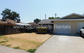 Orangevale 2bd/1ba Duplex with Garage