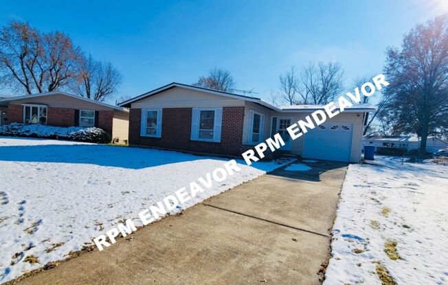 Charming & Updated 3-Bedroom Home with Spacious Fenced Backyard in Florissant!