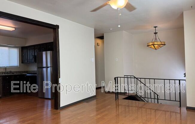 21 GRISSOM PL