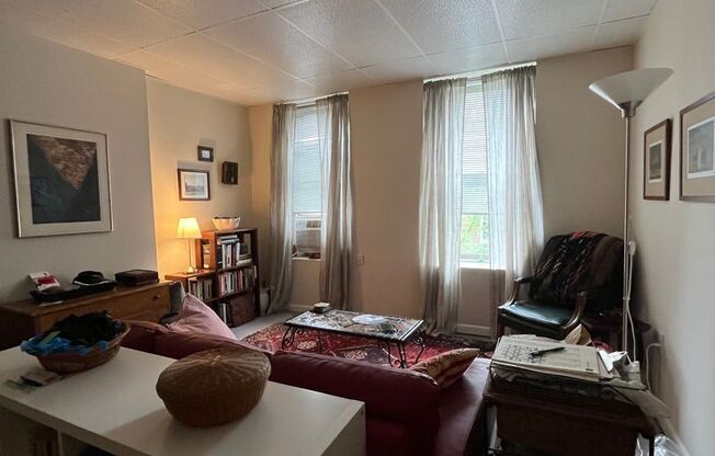 1 bed, 1 bath, 500 sqft, $1,350, Unit 402