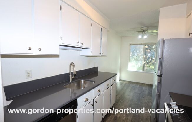 2 beds, 1 bath, $1,395