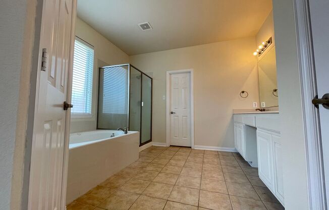 4 beds, 3.5 baths, $2,750