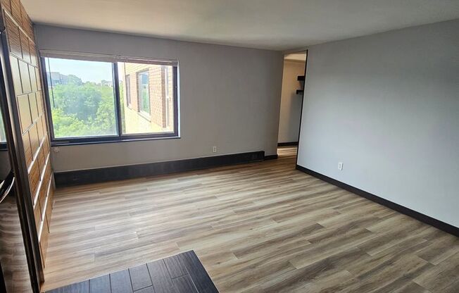 Studio, 1 bath, 336 sqft, $995, Unit 316-904