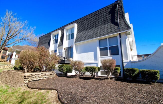 4 beds, 3 baths, 1,650 sqft, $2,150, Unit 4431-A