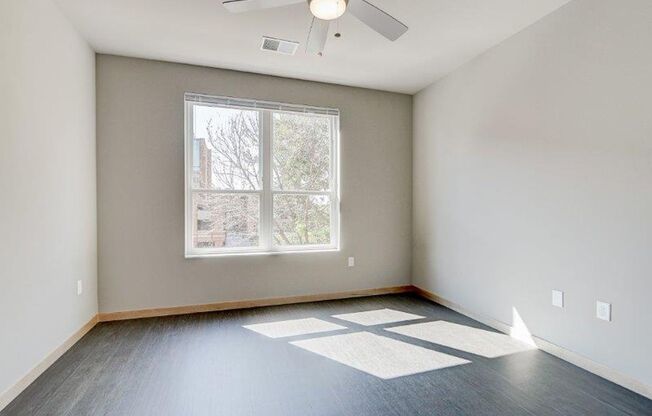 1 bed, 1 bath, 693 sqft, $1,850, Unit 303